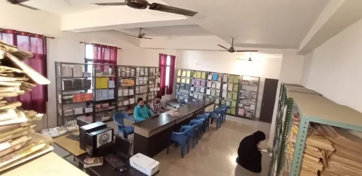 Hakeem Rais Unani Medical College Sambhal Library