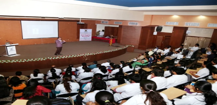 Bharati Vidyapeeth Dental College Navi Mumbai Auditorium