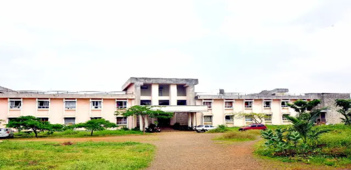 Tatyasaheb Kore Dental College Outdoor Image