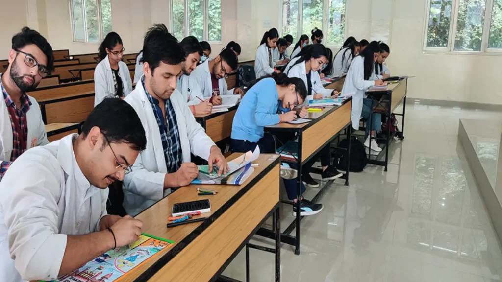 Shiva Ayurvedic Medical College Bilaspur Class room