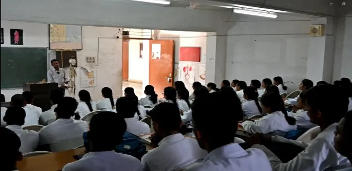 Anushree Homoeopathic Medical College Jabalpur Classroom