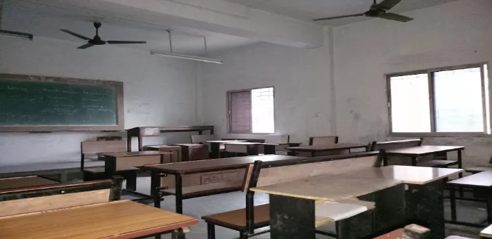 DNDE Homoeopathic Medical College Classroom