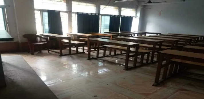 Mahesh Bhattacharya Homoeopathic College Classroom