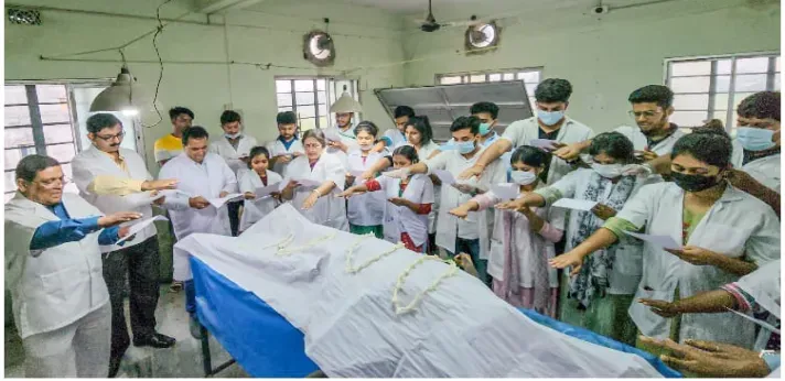 Metropolitan Homoeopathic Medical College Anatomy Dissection Class