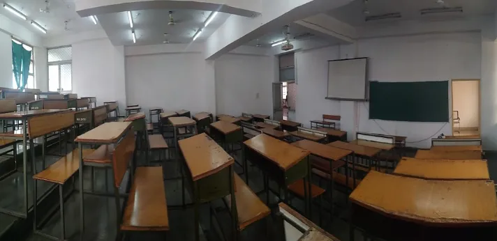 Government Dental College Raipur Classroom