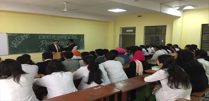 Guru Nanak Ayurvedic Medical College Ludhiana Classroom