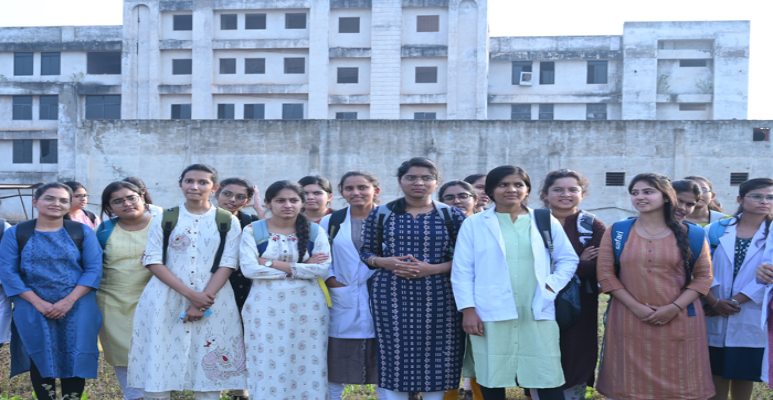 Chandulal Chandrakar Medical College Students