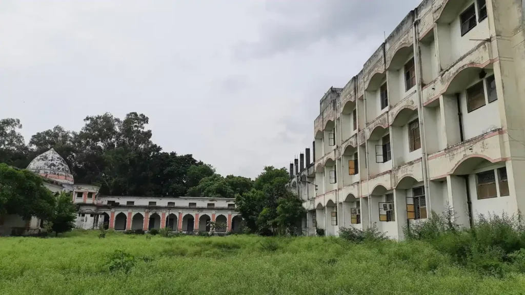 Gurukul Ayurvedic College Haridwar