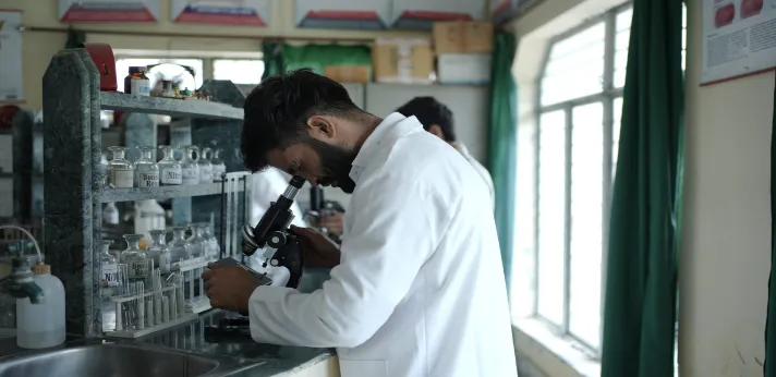 Deoband Unani Medical College Saharanpur Lab