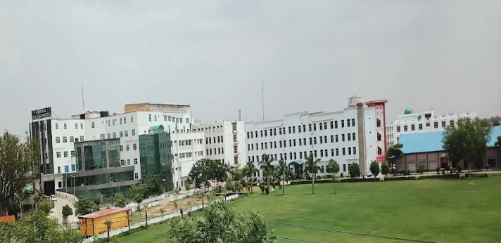 FH Medical College And Hospital Agra