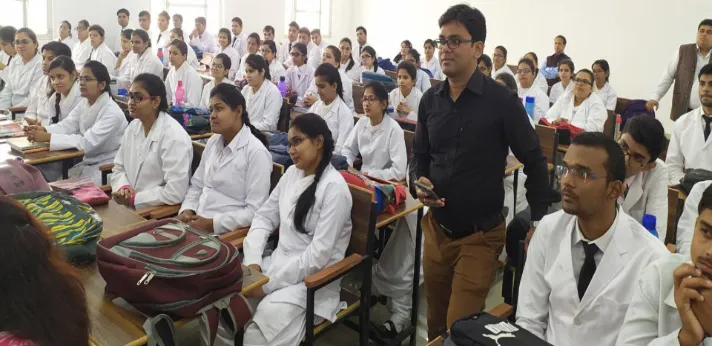 State Govt Homeopathic Medical College Aligarh Classroom