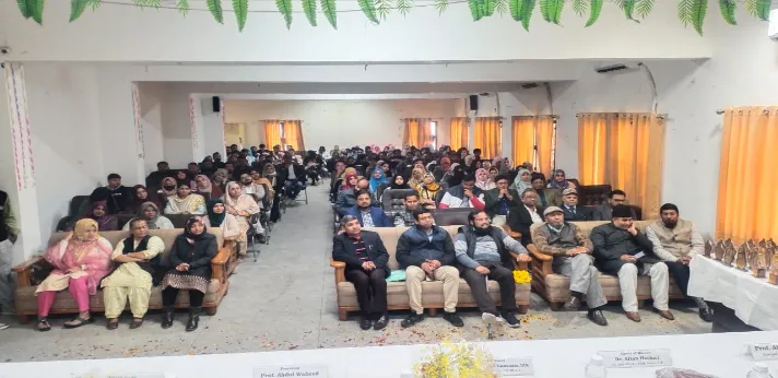 State Takmeel-ut-Tib College Lucknow Seminar Hall