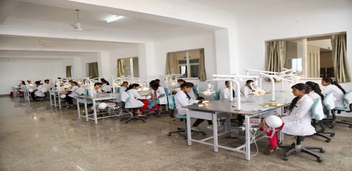 Pacific Dental College & Research Centre Lab