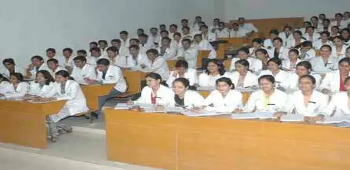 Rajasthan Dental College Jaipur Classroom