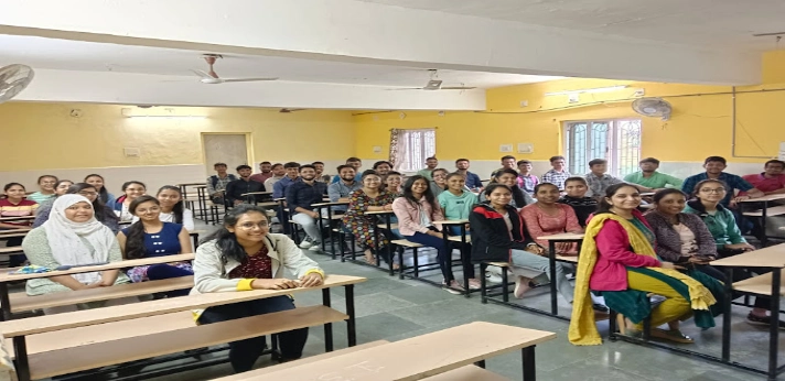 Dhanwantari Ayurvedic College Koydam Classroom