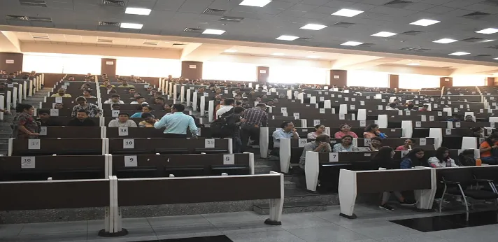 MP Shah Medical College Jamnagar Lecture room