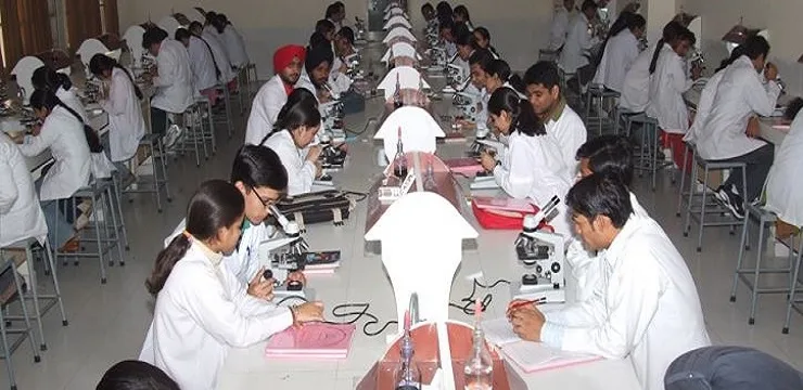 Adesh Medical College Bathinda-Classroom