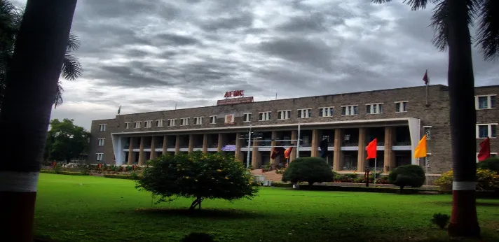 Armed Forces Medical College Pune campus  