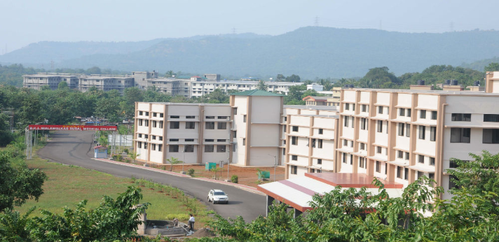 BKL Walawalkar Rural Medical College Ratnagiri Building