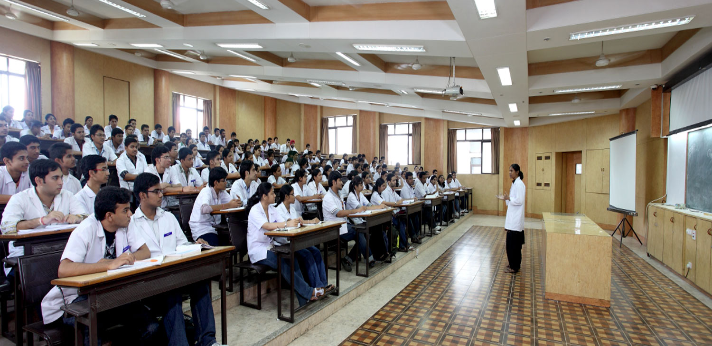 Dr DY Patil Dental College Pune Classroom