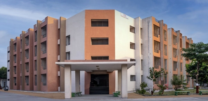 Dr Kiran C Patel Medical College