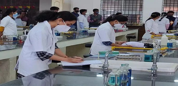 Gian Sagar Medical College Students Laboratory