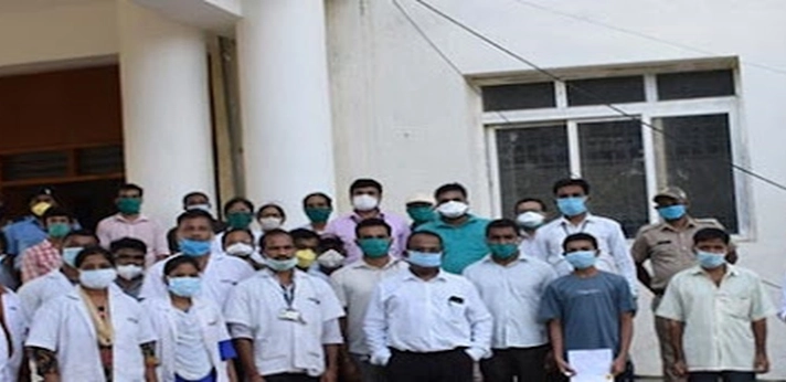 Karwar Institute of Medical Sciences Staff