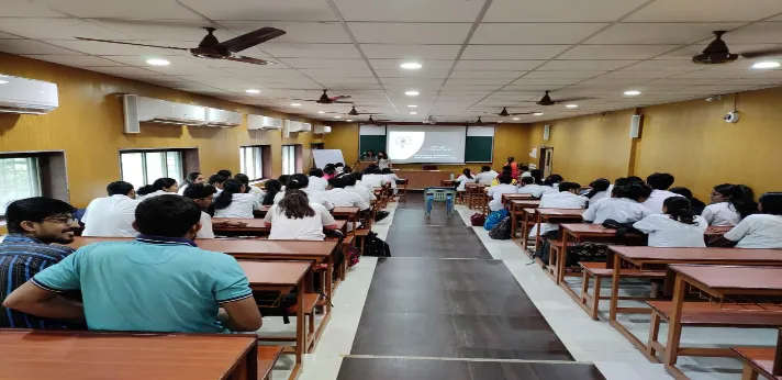 Rajiv Gandhi Medical College Thane Classroom