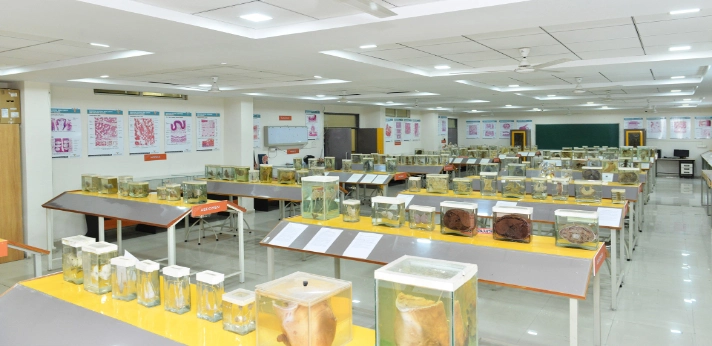 malla reddy medical college laboratory