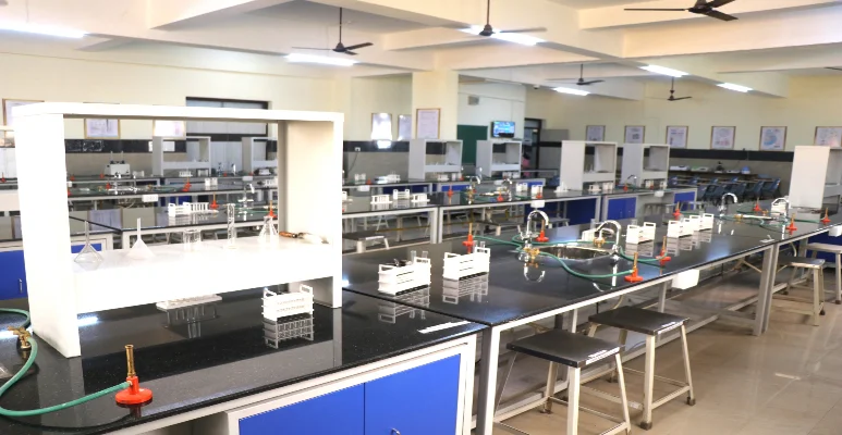 Balaji Medical College Raipur Lab