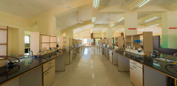 Goenka Dental College Lab