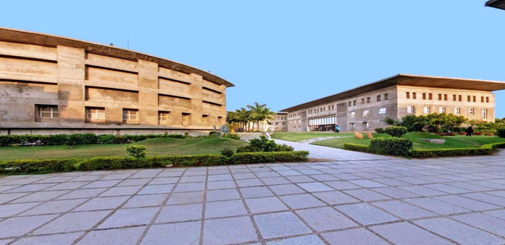 Karnavati Dental College