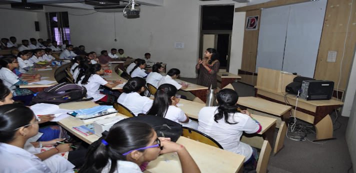 Nadiad Dental College Classroom