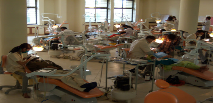 Nadiad Dental College Clinic