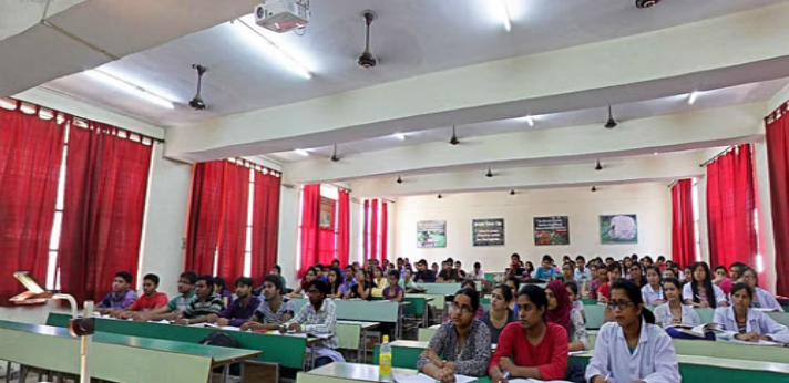 Inderprastha Dental College Ghaziabad Classroom