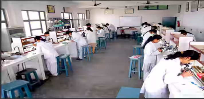 Kothiwal Dental College Lab