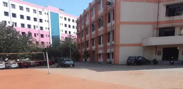 Tamil Nadu Government Dental College Campus