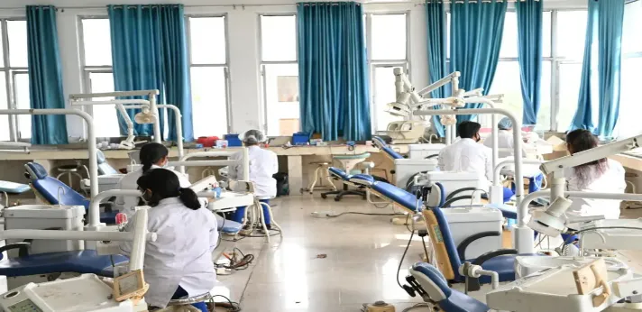 Uttaranchal Dental College Lab