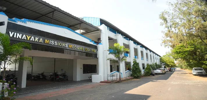 Vinayaka Mission's Homeopathic College Campus