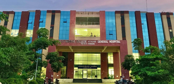 GMERS Medical College Rajpipla