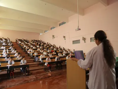 Sri Siddhartha Medical College Tumkur classroom