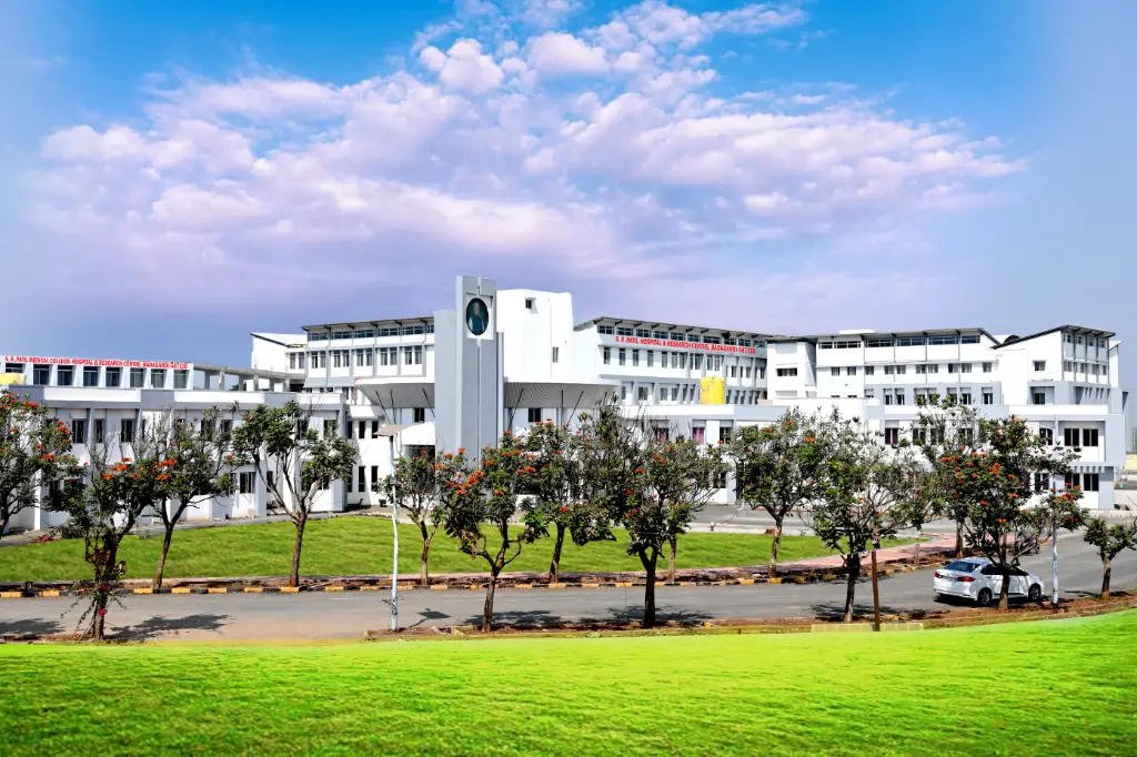 SR Patil Medical College Bagalkot Building