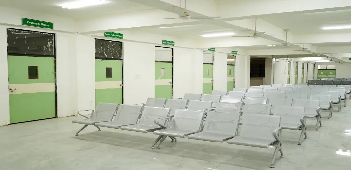 Shri Siddhi Vinayak Medical College Sambhal Waiting room