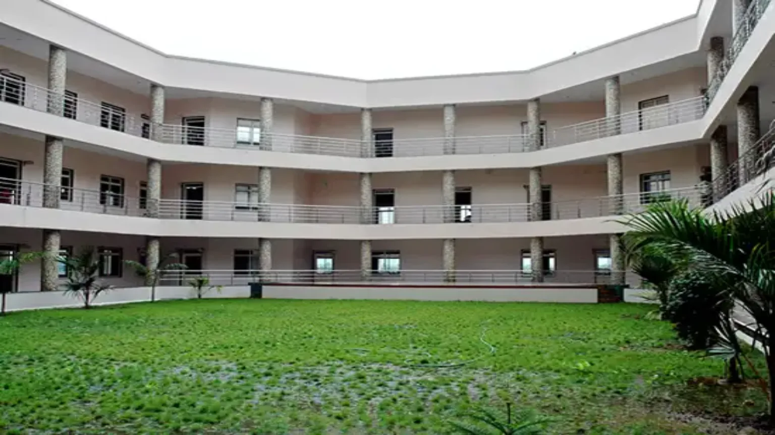 Pioneer Ayurvedic College Vadodara